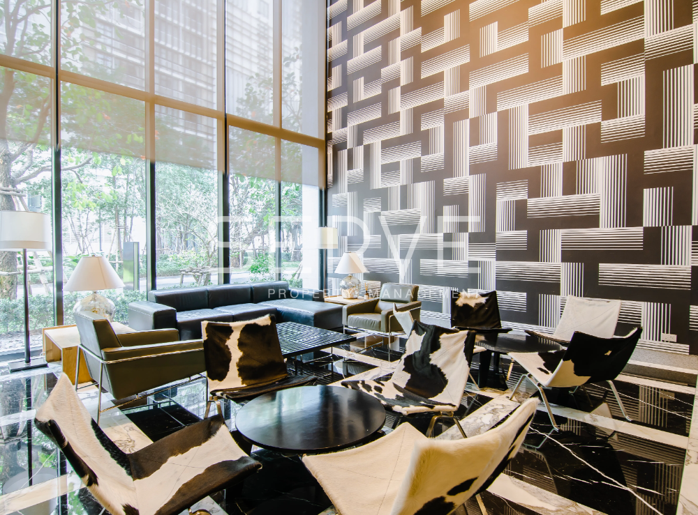 🔥4.5 MB🔥 Studio with Partition on High Fl. in Phrom Phong Area Good Location BTS Phrom Phong at Park 24 or Park Origin Phrom Phong Condo / For Sale