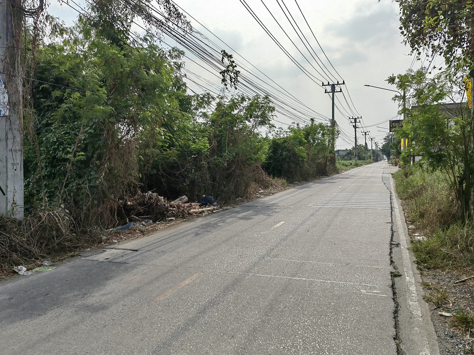 Land for sale 8 rai in Soi Khlong Sam 2/1, Rangsit-Nakhon Nayok Road, Khlong 3, Pathum Thani. The land is in a community. – รูปที่ 3