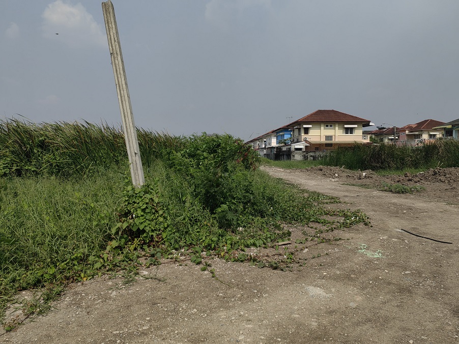Land for sale 5-0-22 rai, Sukhaphiban 5 Road, Soi Permsin 64 (adjacent to Soi Sinmahattananon), good environment, convenient transportation, near the Chatuchot expressway. suitable for building a residence