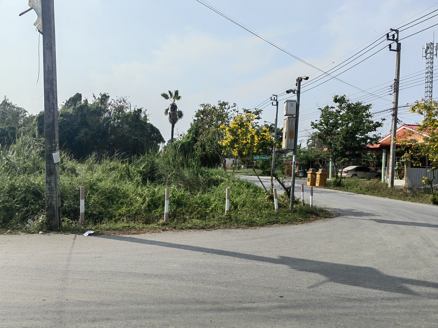 ขายที่ดิน 4-3-32 ไร่ ซอยสุวินทวงค์ 47 (ซอยธรรมรัตน์ หรือซอยวัดราษฎร์บำรุง)) เยื้ยงทางเข้าสนามกอล์ฟเพรสซิเด้นท์
