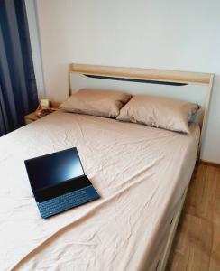 Condo for rent! Fuse Chan Sathorn - ชั้นสูงวิวดี ใกล้บีทีเอสสุรศักดิ์ - ช่องนนทรี เดินทางเพียง 10 นาที!