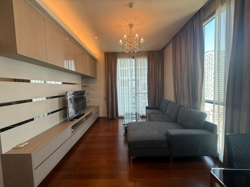 For rent in Thonglor area at Quattro by Sansiri, 2 bedrooms, full furniture.  Golden location in the center of the city near BTS Thonglor is ready to move in.