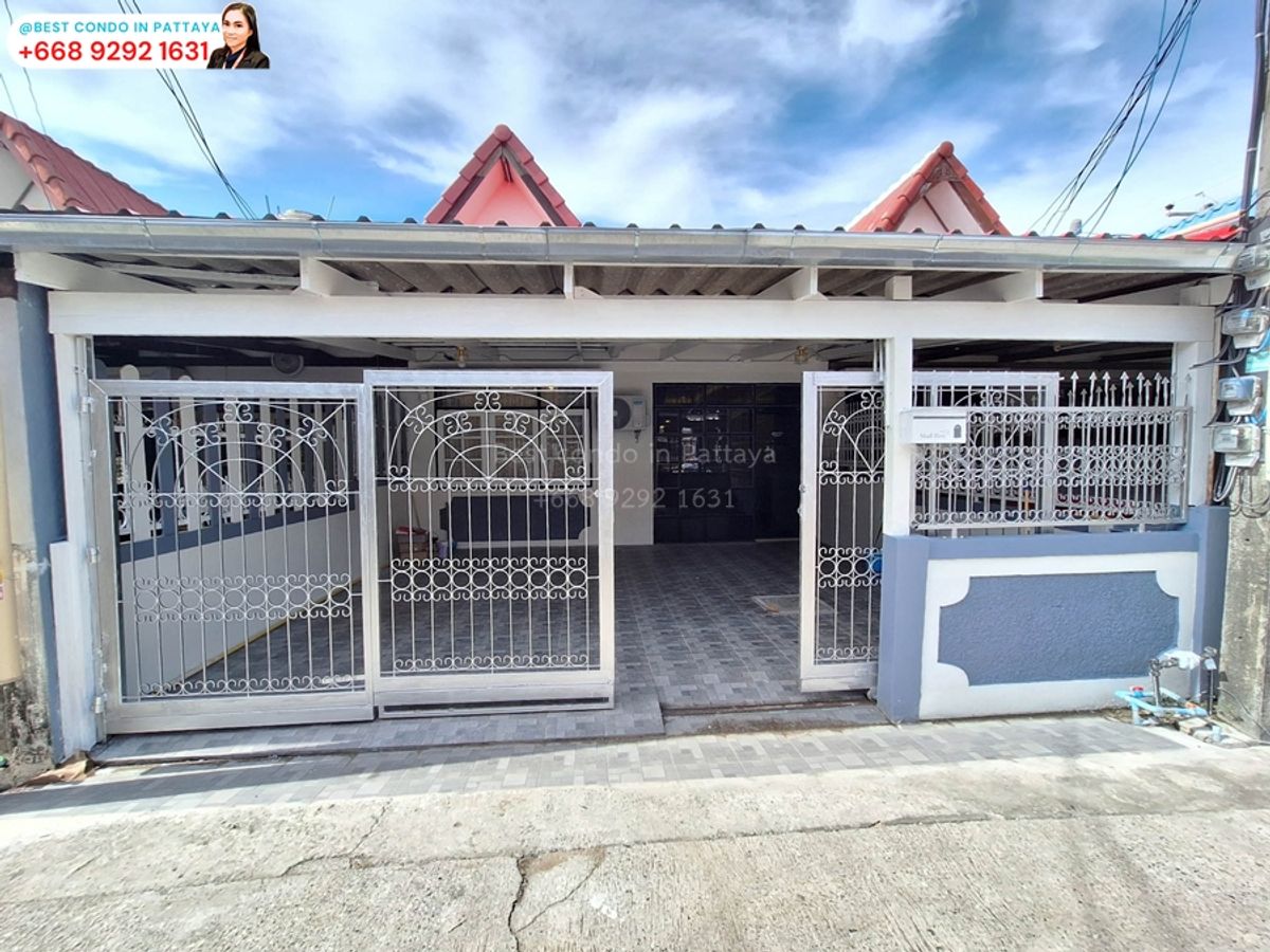 Affordable townhouse in Khao Talo Soi 8, Pattaya. Fully furnished and ready to move in. Great for personal use or rental investment. #PropertyCode425 Affordable townhouse in Khao Talo Soi 8, Pattaya. Fully furnished and ready to move in. Great for personal use or rental investment. #PropertyCode425