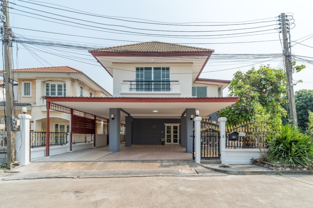 ขาย บ้านเดี่ยว รีโนเวทใหม่ 4 ห้องนอน พื้นที่ใช้สอยใหญ่มาก บ้านสถาพร รังสิต - คลอง 3