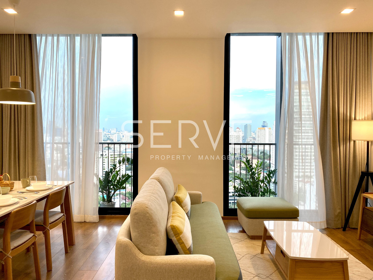2 Beds with Bathtub 69 sq.m. High Fl. 25+ Good Location Close to BTS Phrom Phong 500 m. at Noble BE33 Condo / For Rent
