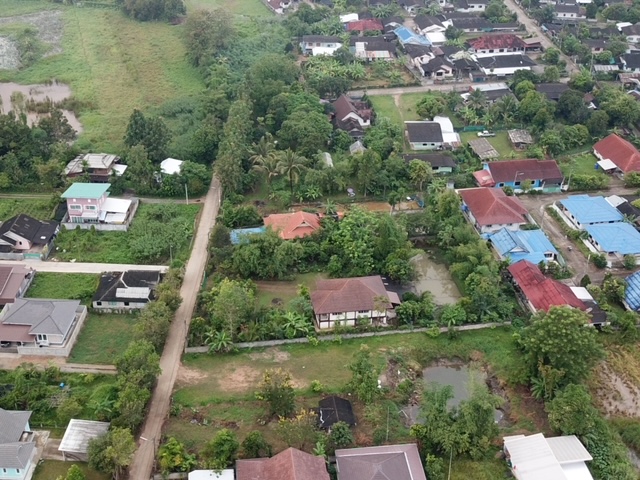 RARE FIND!
Beautiful land for , mountain views, near bypass, 10-15 mins to airport, residential area, 300 squareWah (12,000 Sqm2) big discount to 9000 baht per square wah. – รูปที่ 2