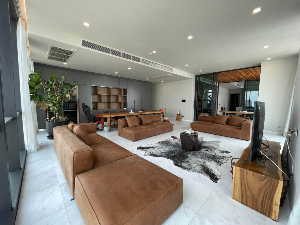 The monument thonglor (Luxury Condominium) large size and unblocked view, 252 sqm. 3 bedroom + 1 maid room – รูปที่ 2