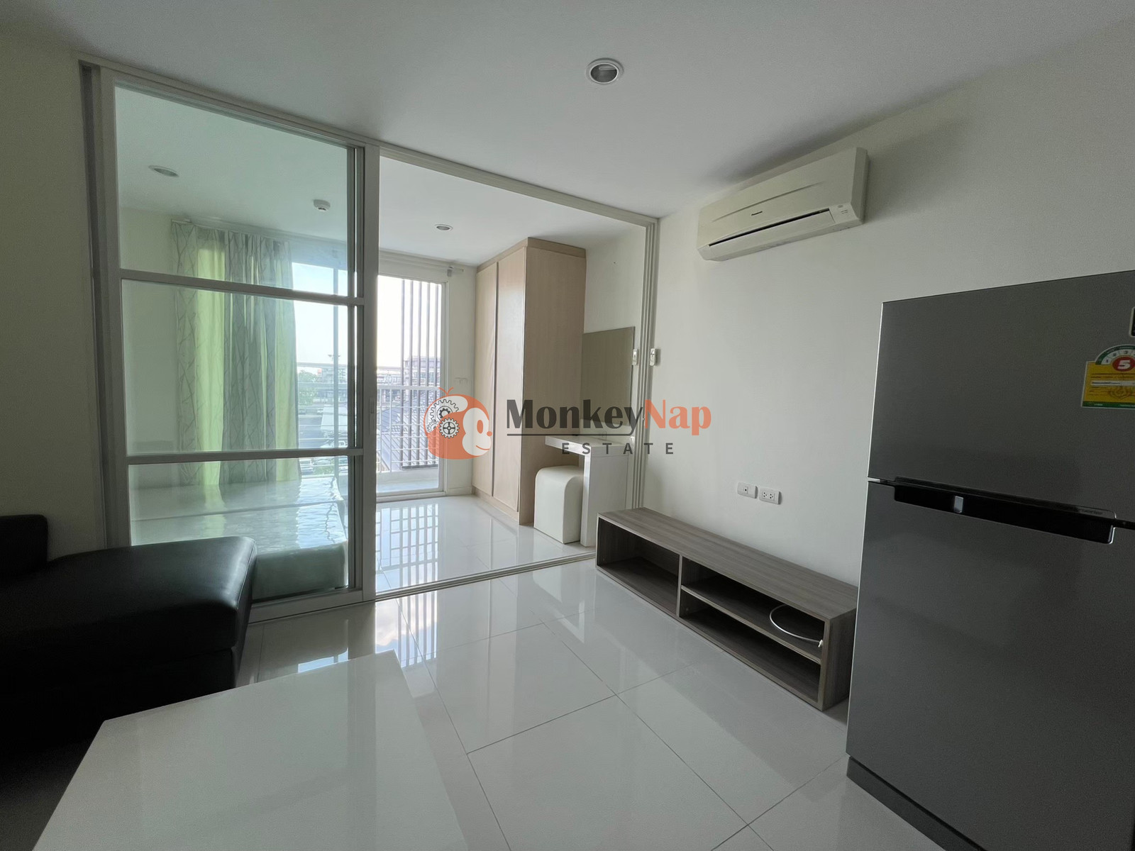 For Rent - Elements Srinakarin 1 Bedroom 37 Sqm Price 10,500 Baht Call 092-442-4505 For Rent - Elements Srinakarin 1 Bedroom 37 Sqm Price 10,500 Baht Call 092-442-4505