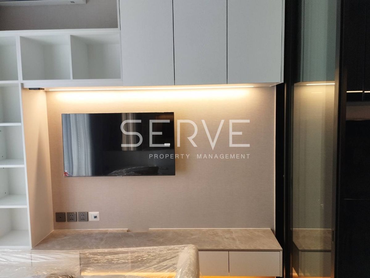 Studio with Partition City View Fully furnished Good Location Close To BTS Ari station 220 m. & La Villa community mall @ Noble Around Ari Studio with Partition City View Fully furnished Good Location Close To BTS Ari station 220 m. & La Villa community mall @ Noble Around Ari