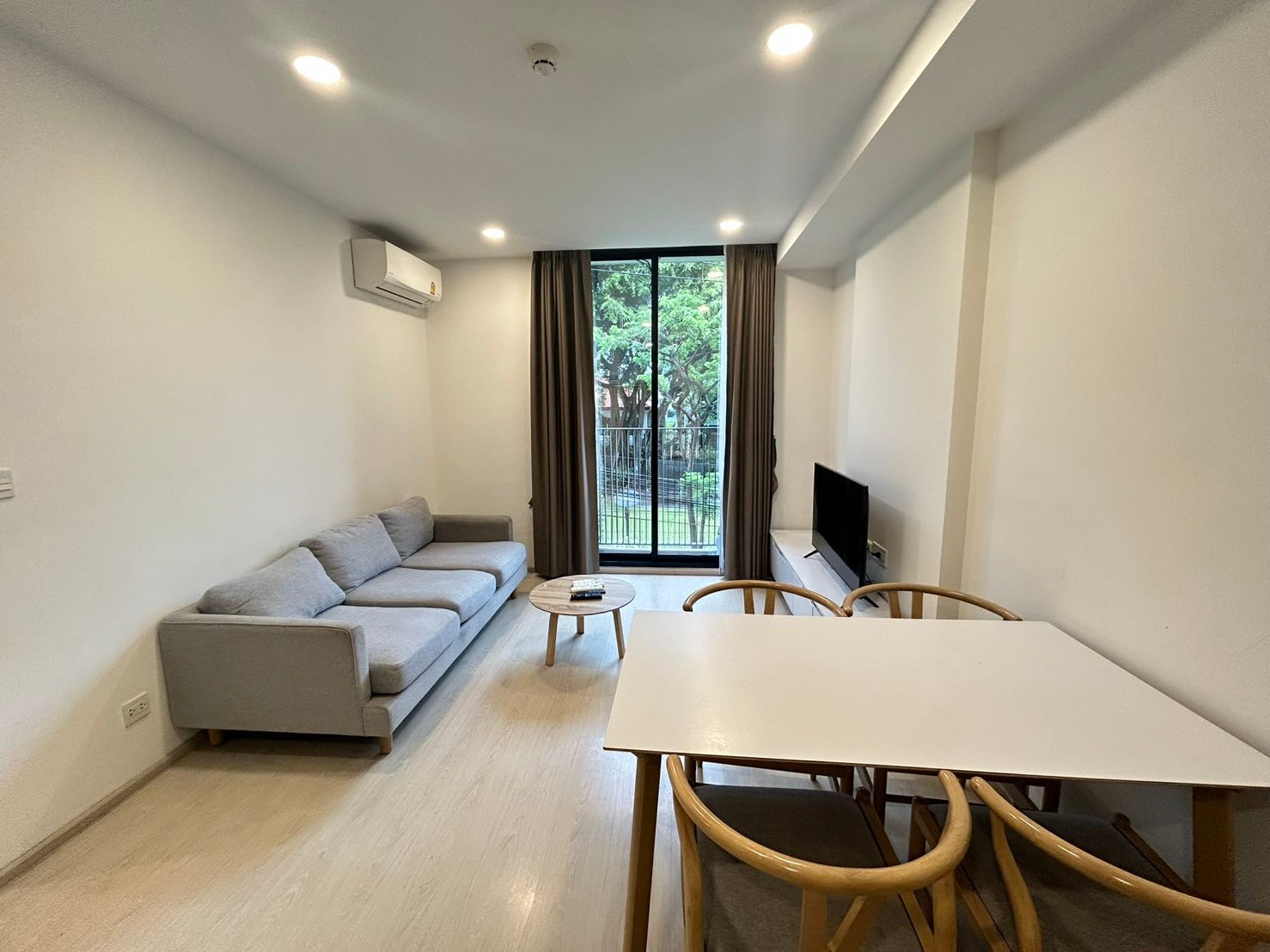 For Rent 2BR 54 sqm - Noble Ambience 42