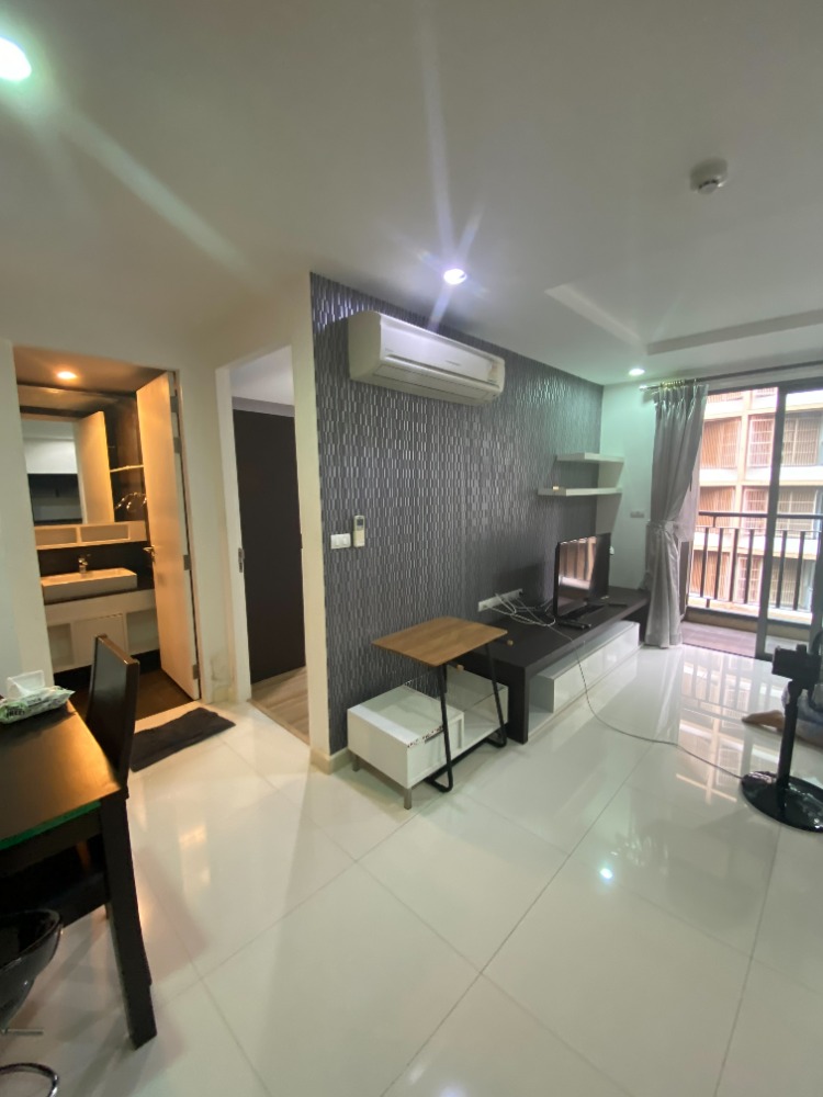 Rent Condo Voque Sukhumvit 31 2 Bed 1 bath LineID: @Rizzestate (with @ in front)