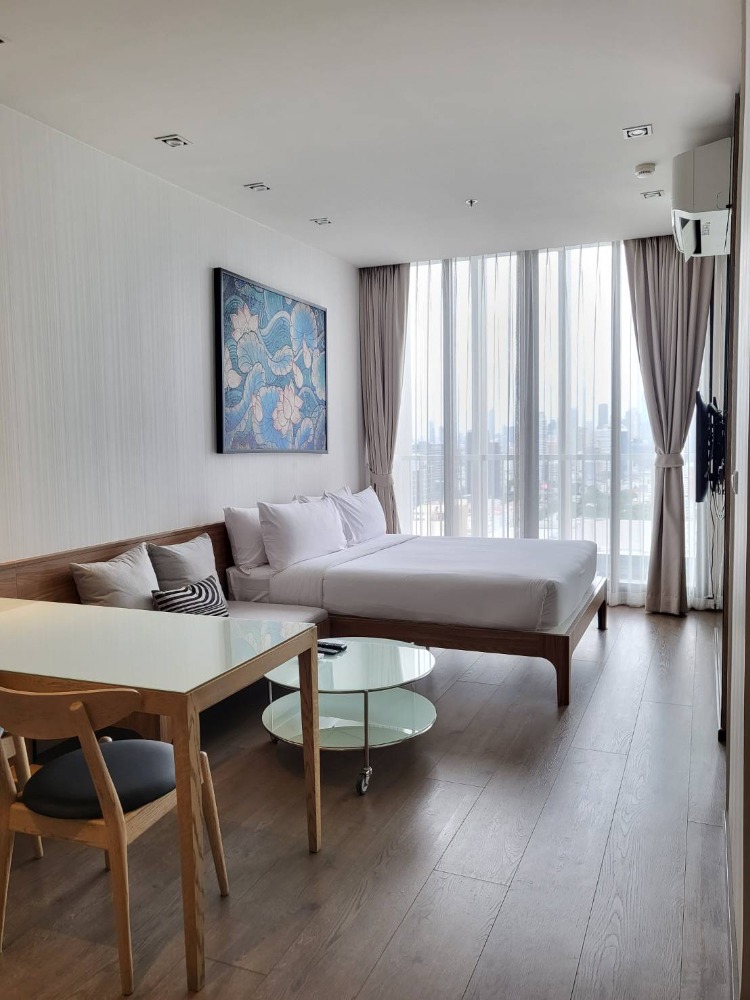 ✅𝗥𝗲𝗮𝗱𝘆 𝘁𝗼 𝗺𝗼𝘃𝗲 𝗶𝗻 Condo for rent at Park 24, Park Origin Phrom Phong, Studio room, 🔥𝑭𝑹𝑬𝑬 𝑾𝒊𝒇𝒊 🔥 (Service residence by Hampton) ✅
