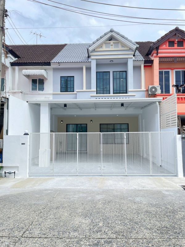 FOR SALE townhome , Piyawararom Klong 4 , Bueng Yitho , Thanyaburi , Pathum Thani ,  CX-159310