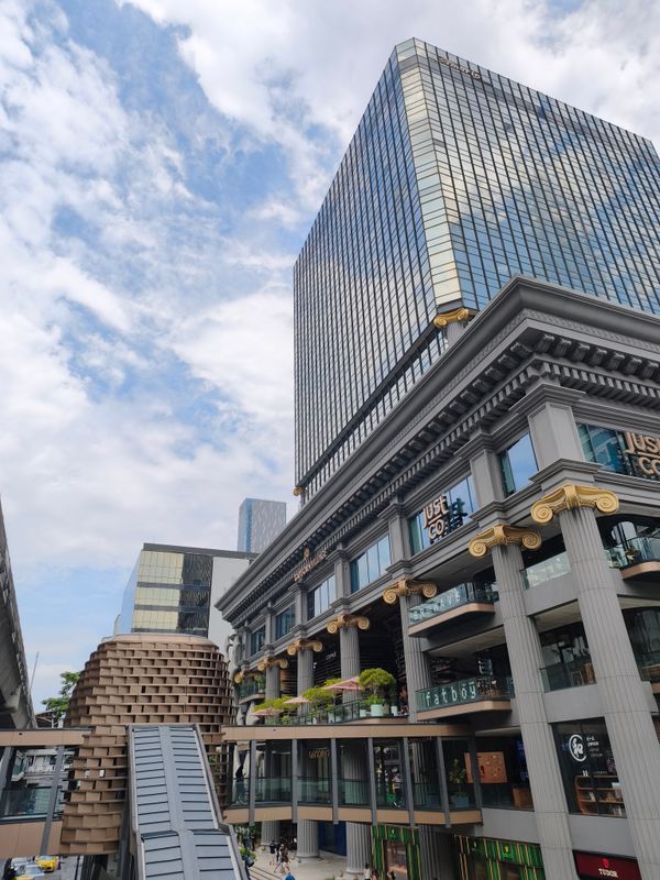 เซอร์วิสออฟฟิศ สำนักงานให้เช่า ชิดลม Serviced Office พื้นที่สำนักงานสำเร็จรูป ตกแต่งสวย พร้อมเข้าอยู่ อาคาร เกษร อัมรินทร์ พลาซ่า ( Gaysorn Amarin Plaza Office Building ) สำหรับ 1 - 100 Workstations เริ่มต้นเพียง 10,000 บาท/เดือน ใกล้รถไฟฟ้า BTSชิดลม
