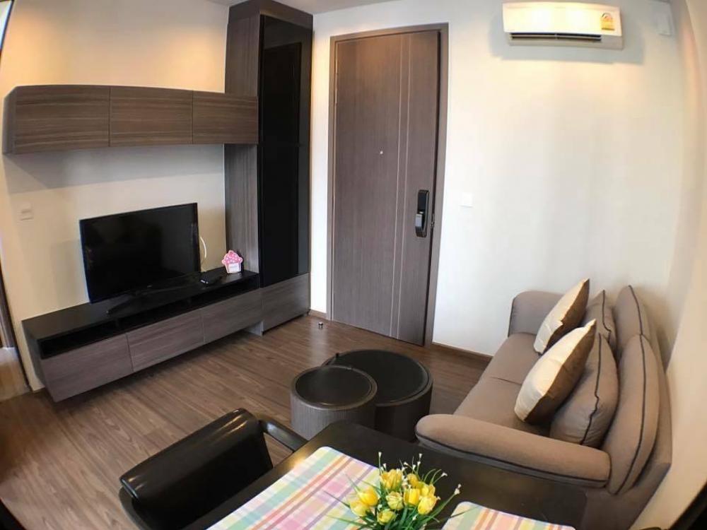 ❤️❤️❤️ For rent/sale the line sukhumvit 71 1 bedroom 1 bathroom, large size 30 sq m, 18th floor, selling for 4.5 million / rent only 18,000, interested, line/tel 0859114585 ❤️❤️❤️ ❤️❤️❤️ For rent/sale the line sukhumvit 71 1 bedroom 1 bathroom, large size 30 sq m, 18th floor, selling for 4.5 million / rent only 18,000, interested, line/tel 0859114585 ❤️❤️❤️