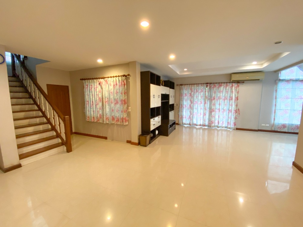 ขายด่วน!!! บ้านเดี่ยว หมู่บ้าน ลัดดารมย์ อิลิแกนซ์ รามคำแหง 118 (หลังมุม) – รูปที่ 3