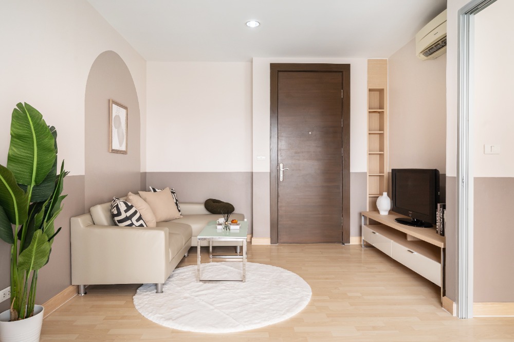Urgent sale!!! Condo Rhythm Ratchada, near BTS *MRT Ratchadaphisek* Urgent sale!!! Condo Rhythm Ratchada, near BTS *MRT Ratchadaphisek*