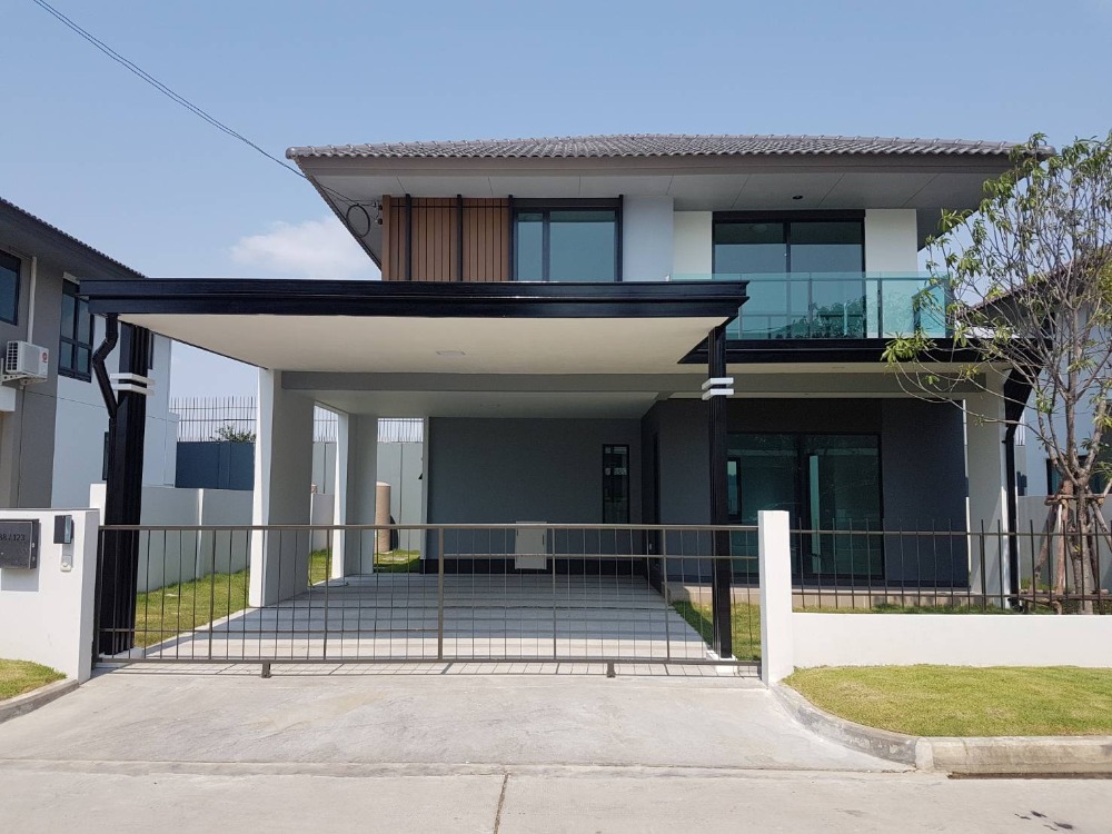 SH32 House for sale Burasiri Bangna