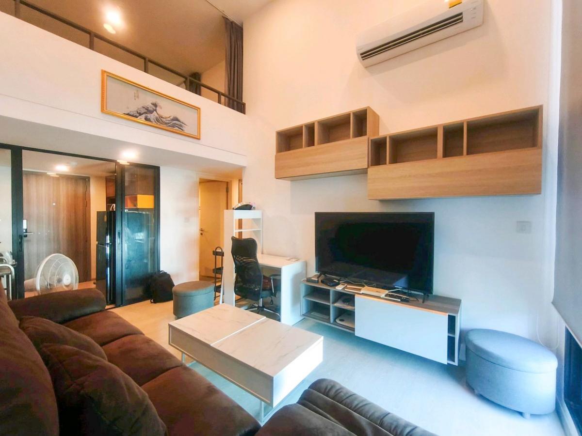 Duplex room for rent at Knightsbridge Phaholyothin Interchange, Buildind A, 14th floor, room size 50 sq.m, 2 bedrooms 2 restrooms 28,000 Baht/Month