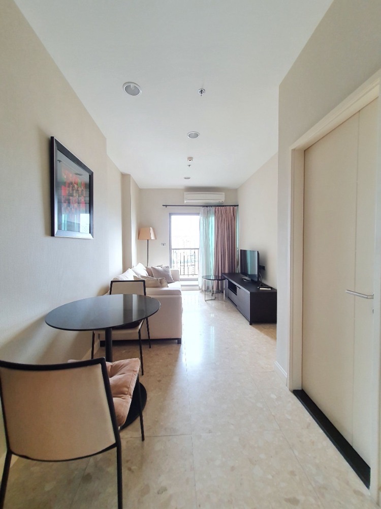 for rent The Crest 34 super deal nice room❤️🍁🤍 for rent The Crest 34 super deal nice room❤️🍁🤍