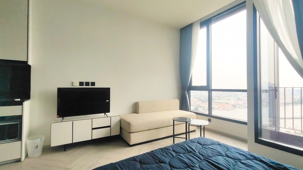 Chapter Charoennakhorn Riverside Condo🌻 for rent sight and sound of Chao Phraya River Chapter Charoennakhorn Riverside Condo🌻 for rent sight and sound of Chao Phraya River