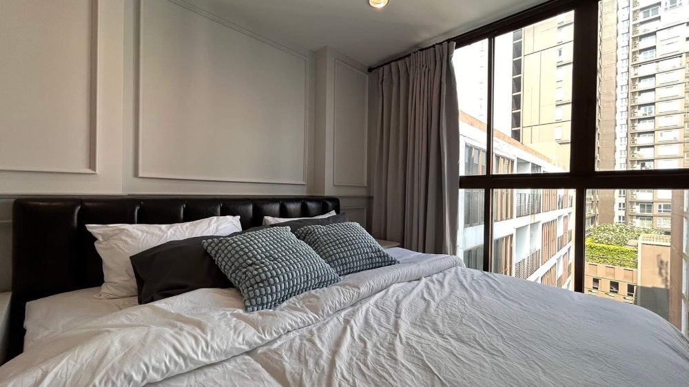 For rent Ideo Blucove Sathorn 2 bedrooms highest floor 100m. to BTS Wongwianyai For rent Ideo Blucove Sathorn 2 bedrooms highest floor 100m. to BTS Wongwianyai