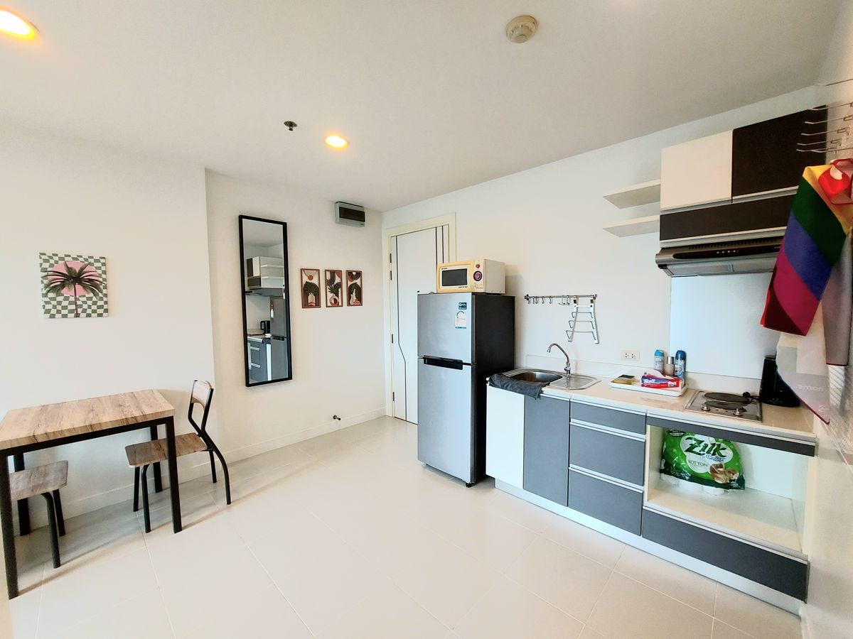 ขายถูก ! ห้อง 1-Bedroom ( ห้องมุม ขนาด 33.5ตร.ม. ) 2.4 ล้าน เท่านั้น ( เดินทางสะดวก ใกล้ BTSวัดพระศรีมหาธาตุ และ BTSพหลโยธิน59 ) ขายถูก ! ห้อง 1-Bedroom ( ห้องมุม ขนาด 33.5ตร.ม. ) 2.4 ล้าน เท่านั้น ( เดินทางสะดวก ใกล้ BTSวัดพระศรีมหาธาตุ และ BTSพหลโยธิน59 )