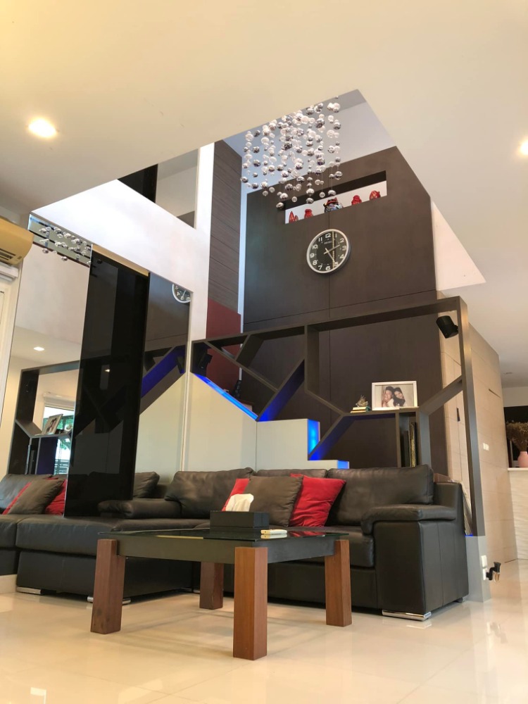 🎉 ปล่อยเช่า / ขาย 🎉 🏠 บ้านเดี่ยว 2 ชั้น บ้านหัวมุม ⭐️ หมู่บ้าน หมู่บ้านเนอวานาสาทร 🚆 ถนนกัลปพฤกษ์ ใกล้ BTS วุฒากาศ – รูปที่ 2