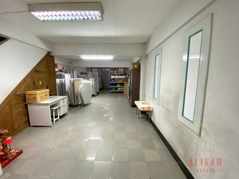 RB041523 Commercial building for rent, 1 unit, 2 floors, Charoen Nakhon area, near ICONSIAM, only 2 minutes. RB041523 Commercial building for rent, 1 unit, 2 floors, Charoen Nakhon area, near ICONSIAM, only 2 minutes.