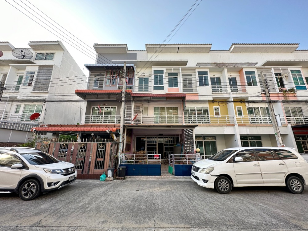 3-storey townhouse for sale, Busara Village, Petchkasem 81 – รูปที่ 2