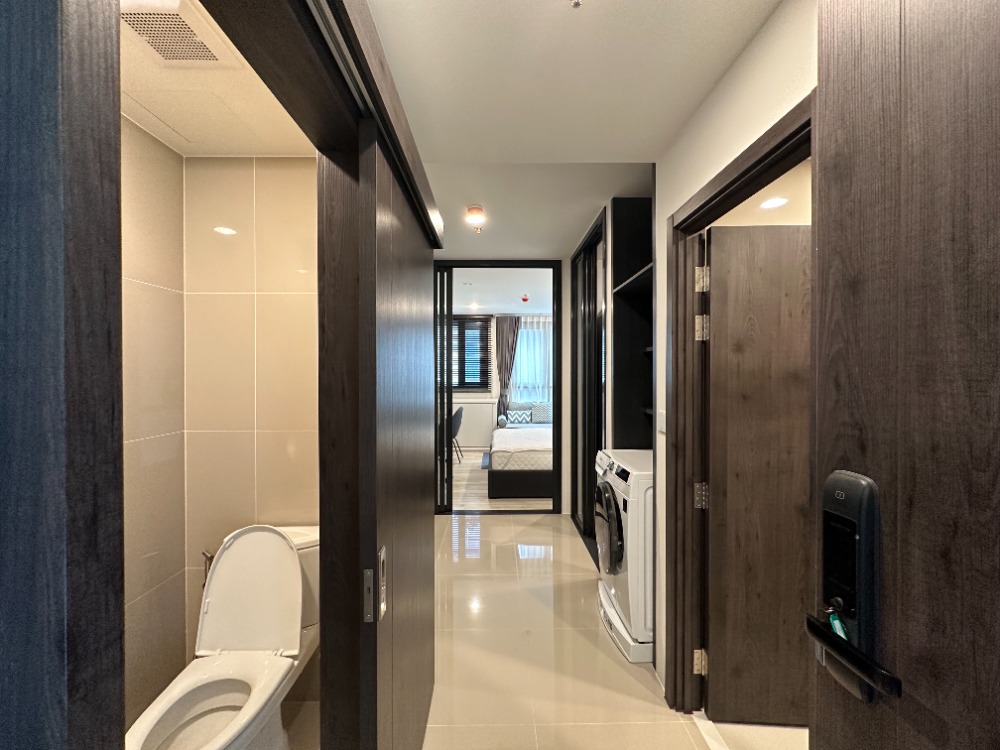 Short term condominium for rent XT Huaikhwang 1 bedroom price 14,999/ month Short term condominium for rent XT Huaikhwang 1 bedroom price 14,999/ month