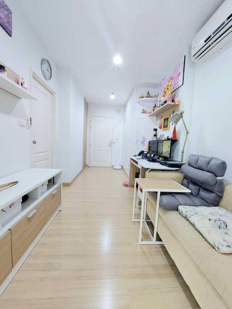 Sell CENTRIC SCENE Ratchavipha, 1 bedroom, 41 sq m, 12th floor, pool view, fully-furnished.