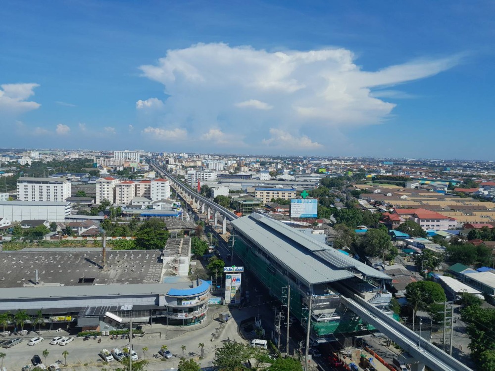 Below the price of the contract, 1 hundred thousand, next to the Yellow Line, 0 meters, 18th floor, east, the sells by himself. Below the price of the contract, 1 hundred thousand, next to the Yellow Line, 0 meters, 18th floor, east, the sells by himself.