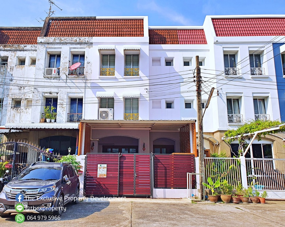 3-storey townhome for sale, near BTS Ari 4 minutes, Ari Samphan Village