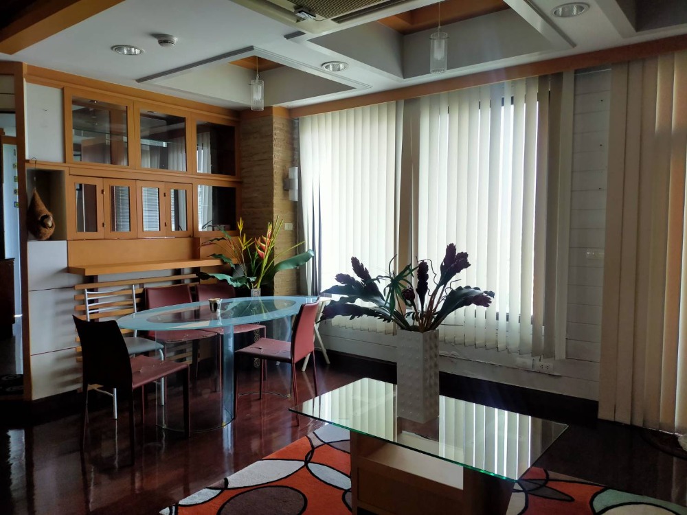 ridhos City Marina Condo, Charoennakorn, river view, 94 sq m.