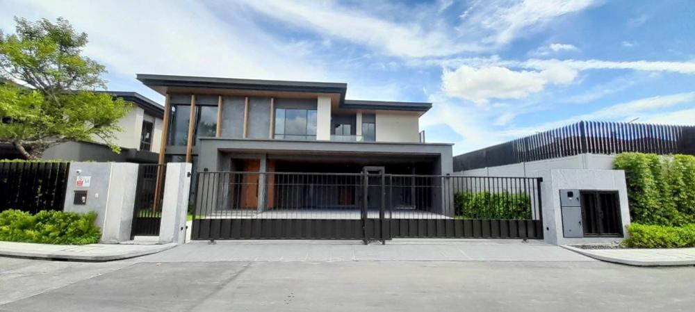 SIRANINN Residences: 135.60sqwah 555sqm. 5bed 5bath 83,000,000 Am: 0656199198