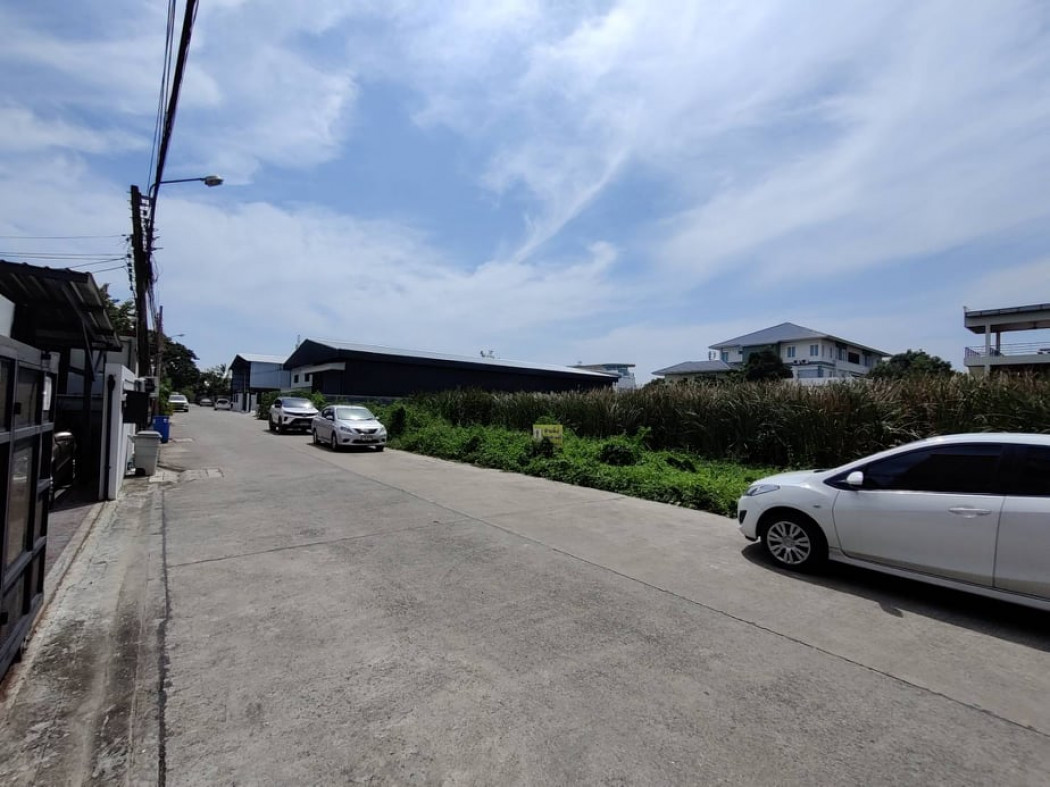 ขายที่ดิน เลียบด่วนเอกมัย-รามอินทรา (เหมาะสร้าง บ้านหรู + สำนักงาน) 1-3-86 ไร่ รูปสี่เหลี่ยมผืนผ้าสวยงาม หน้ากว้าง 61 m. ถนนกว้าง 9 m. – รูปที่ 4
