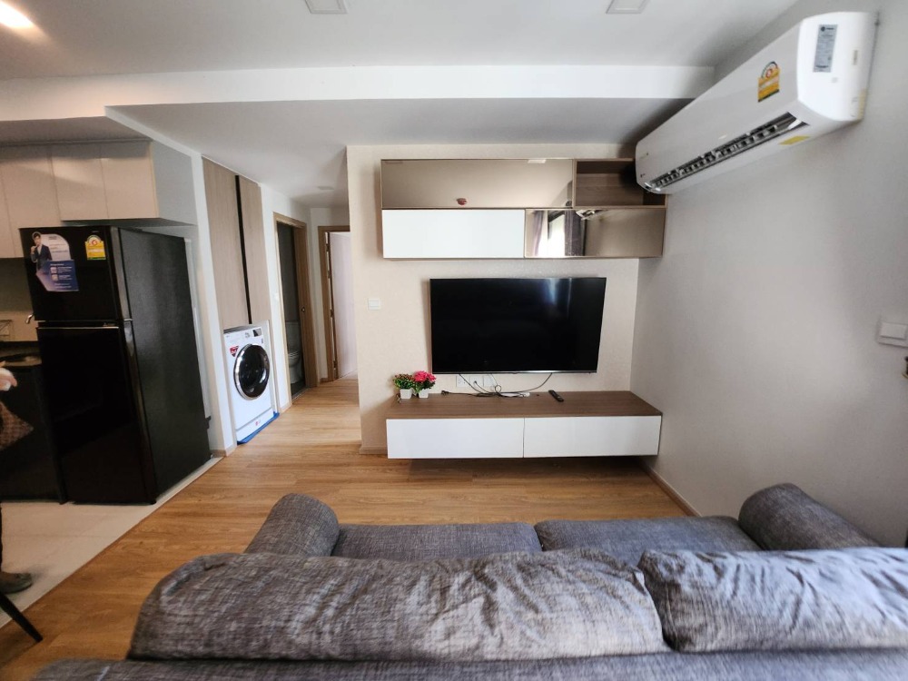 Maestro 07 Victory Monument for rent, 60 sqm., 2 bedrooms, 2 bathrooms, pet friendly.
