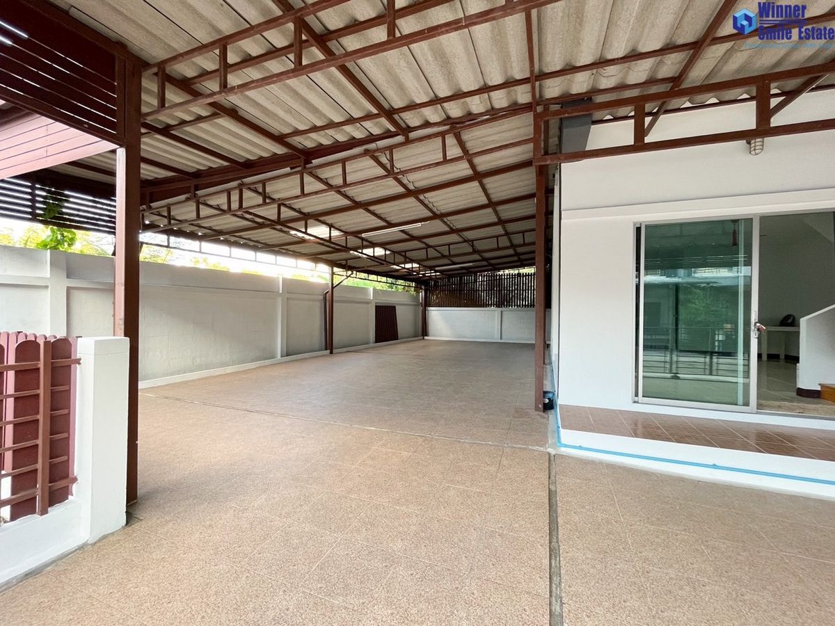 Home Office for rent, Prachasuk Lake and Mall Rama 2, behind the corner, lots of space Home Office for rent, Prachasuk Lake and Mall Rama 2, behind the corner, lots of space