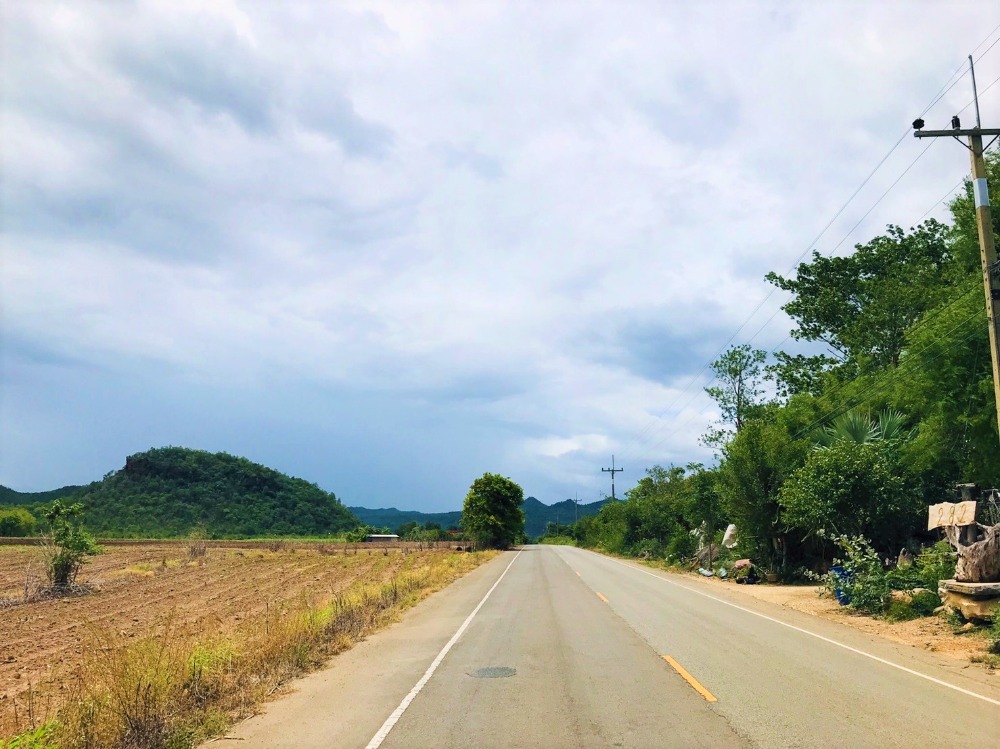 ขายด่วน ที่ดินกาญจนบุรี ริมน้ำ 10 ไร่ 76 ตรว วิวภูเขา แปลงมุม หลังติดลำน้ำ  ตำบลวังด้ง อำเภอเมือง กาญจนบุรี ใกล้แหล่งท่องเที่ยว น้ำตกผาลาด – รูปที่ 2