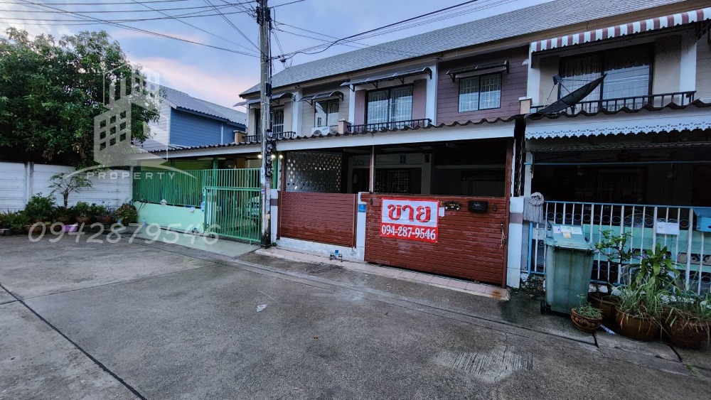 ขายทาวน์เฮาส์ มีรปภ มีนิติ หมู่บ้านพฤกษา61 ซอยเพชรเกษม 63 บ้านสวย สงบ ปลอดภัย