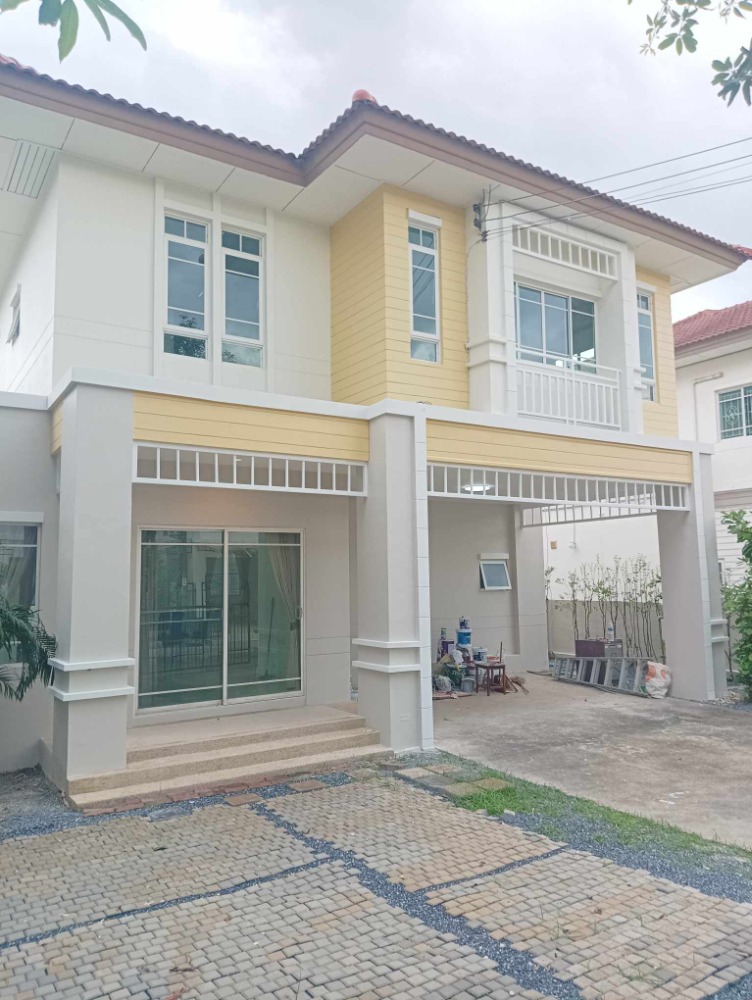 Prompat Ramintra near Satitpattana School for rent MRT Pink line