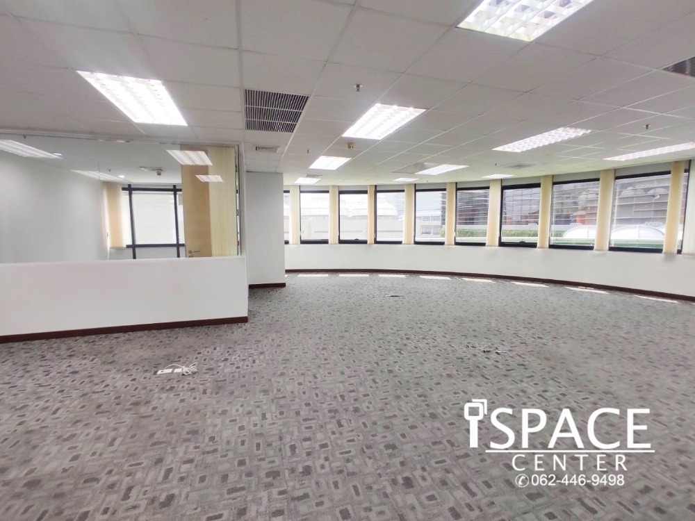 📌 Office next to BTS Chidlom, decorated room, beautifully partitioned room, ready to work, in the heart of the business district, with an area from 130-500 sq m.