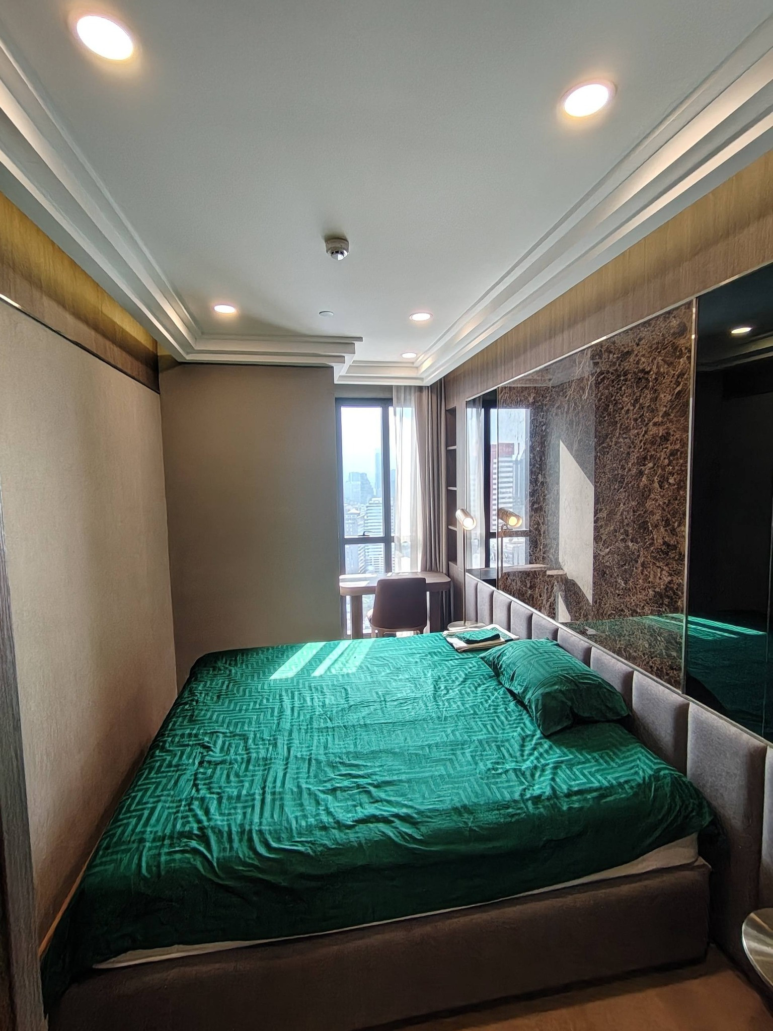 Ashton Chula Silom【𝐒𝐄𝐋𝐋 & 𝐑𝐄𝐍𝐓】🔥ห้องสไตล์เรียบหรู ใกล้ MRT สีลม-สามย่าน แต่งครบ🔥 ติดต่อไลน์ไอดี: @hacondo