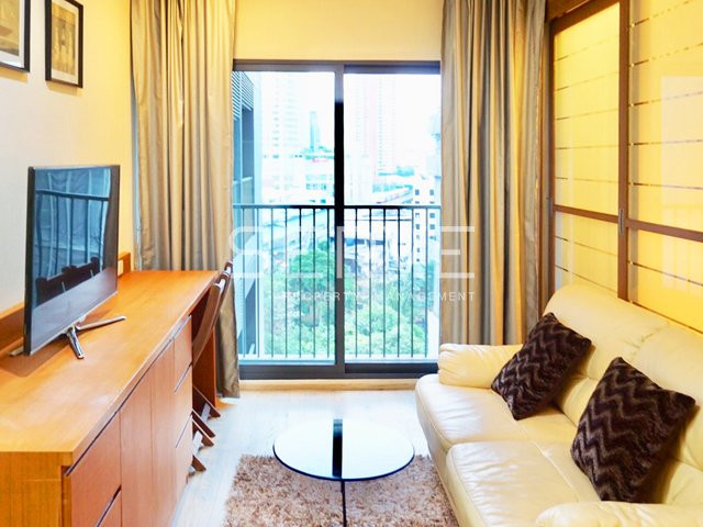 Studio with Bathtub (Partition)  37.08 sq.m. East Side Perfect Location BTS Thong Lo at Noble Remix Condo / For Rent