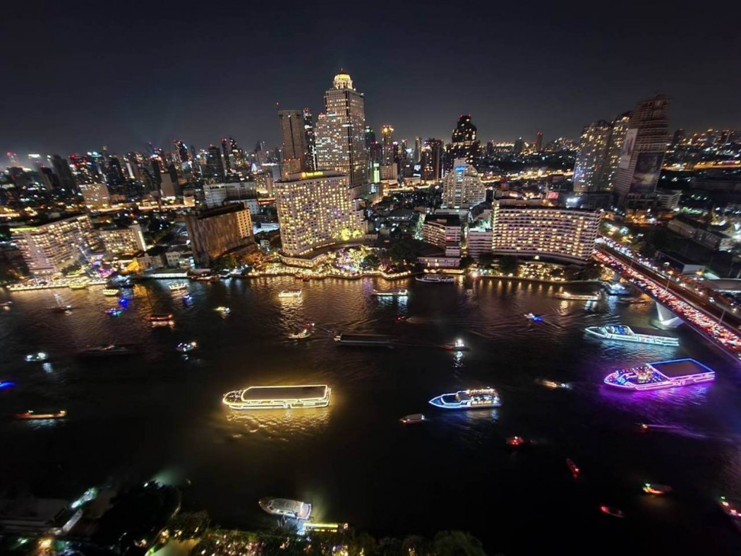 The River condo for sale, luxury penthouse room (Chao Phraya River view) 112.7 sq m. 2 bedrooms, 2 bathrooms, high floor, fully furnished.