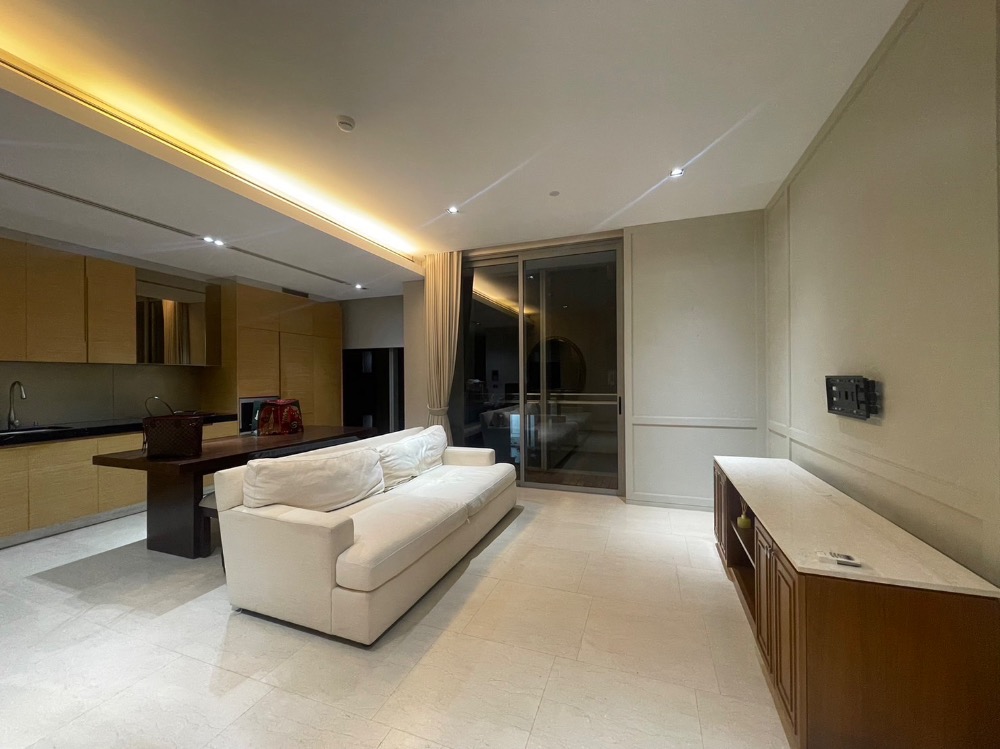 📢👇Sell with tenant til October 2026
One of highly sought-after project. Just steps from BTS Saladaeng, One Bangkok, and Lumpini Park . Perfect for living or long-term investors looking for value in a prime location 📢👇Sell with tenant til October 2026
One of highly sought-after project. Just steps from BTS Saladaeng, One Bangkok, and Lumpini Park . Perfect for living or long-term investors looking for value in a prime location