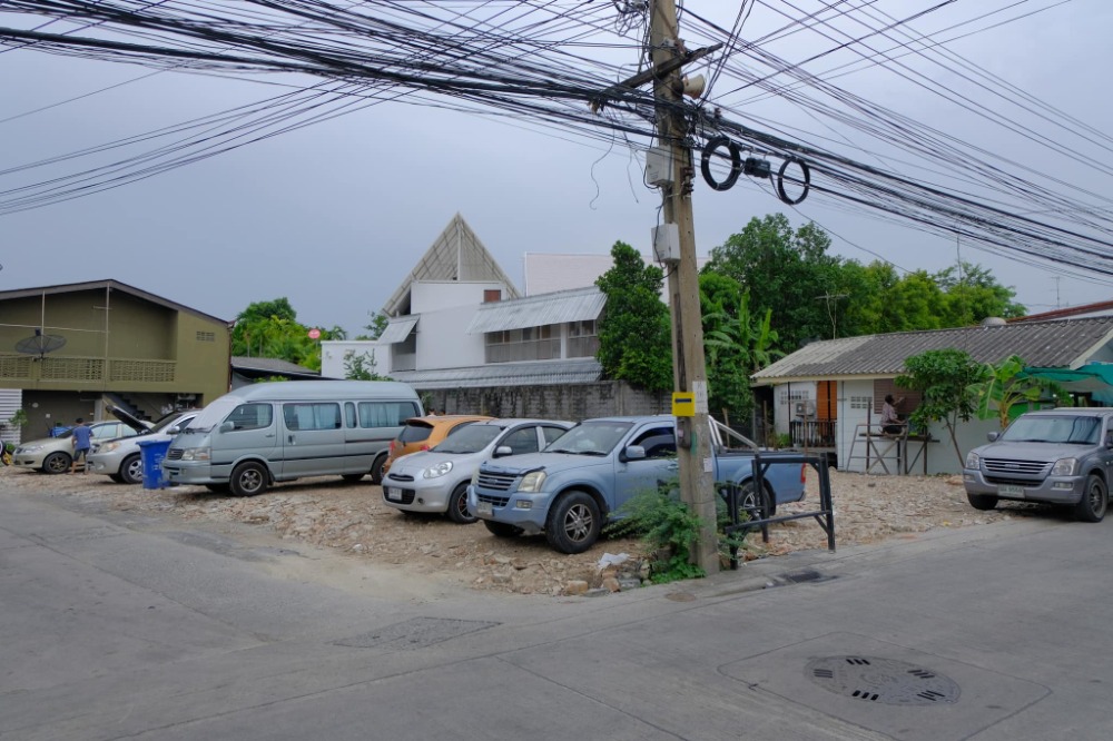 ที่ดินย่านแบริ่ง ซอยสุขุมวิท107 (แบริ่ง) ขนาด 111 ตร.วา ขนาดพอเหมาะสำหรับทำบ้านเดี่ยว ที่ดินย่านแบริ่ง ซอยสุขุมวิท107 (แบริ่ง) ขนาด 111 ตร.วา ขนาดพอเหมาะสำหรับทำบ้านเดี่ยว