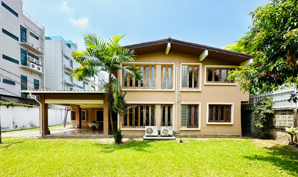 House for sale, Soi Ekkamai 22, area 469 square wah, Bangkok, Wattana District, 5 bedrooms, 5 bathrooms, 2 maid rooms 10 parking spaces House for sale, Soi Ekkamai 22, area 469 square wah, Bangkok, Wattana District, 5 bedrooms, 5 bathrooms, 2 maid rooms 10 parking spaces