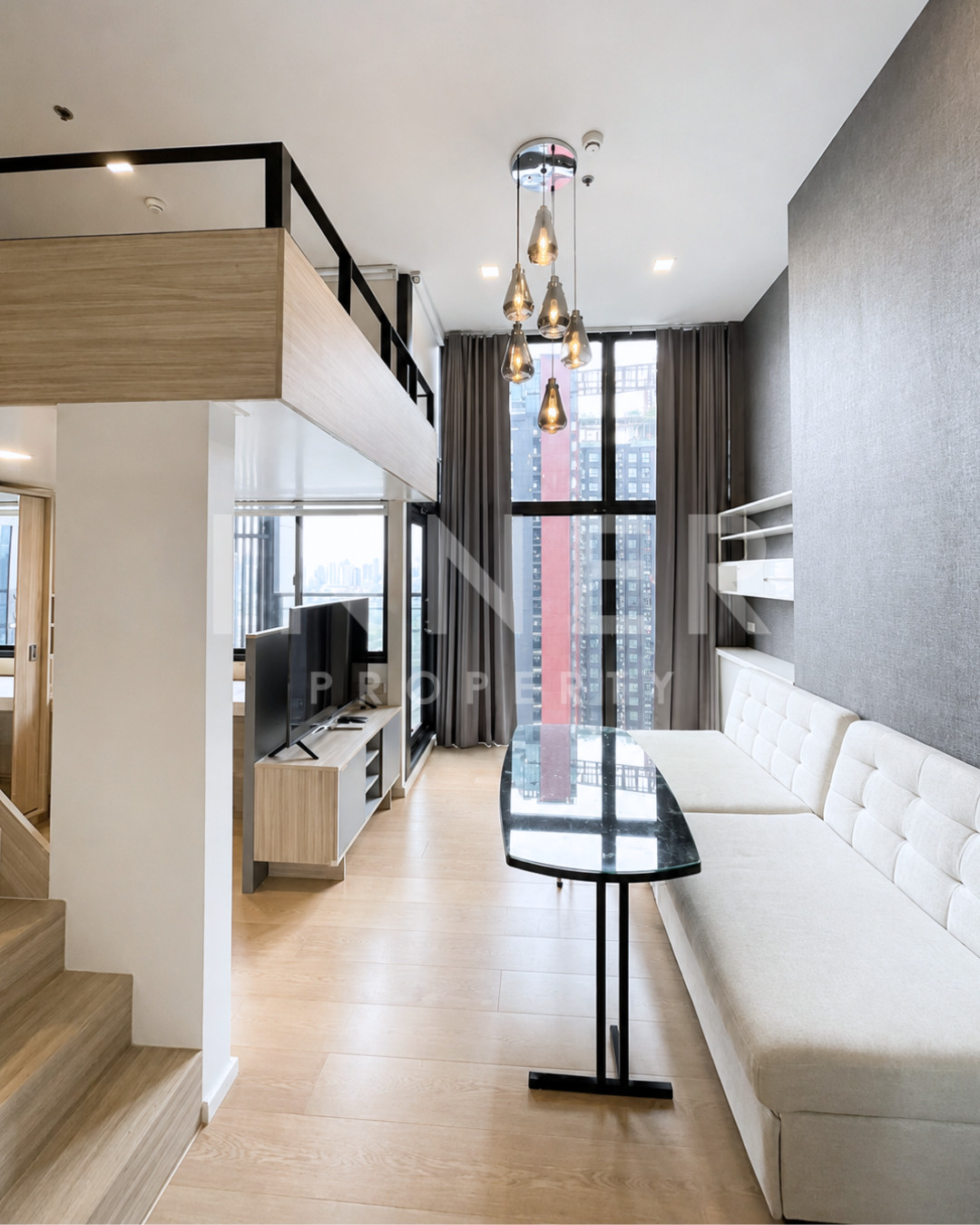 High Floor Nice View!! 🏙️ (For Rent) Chewathai Residence Asoke High Floor Nice View!! 🏙️ (For Rent) Chewathai Residence Asoke
